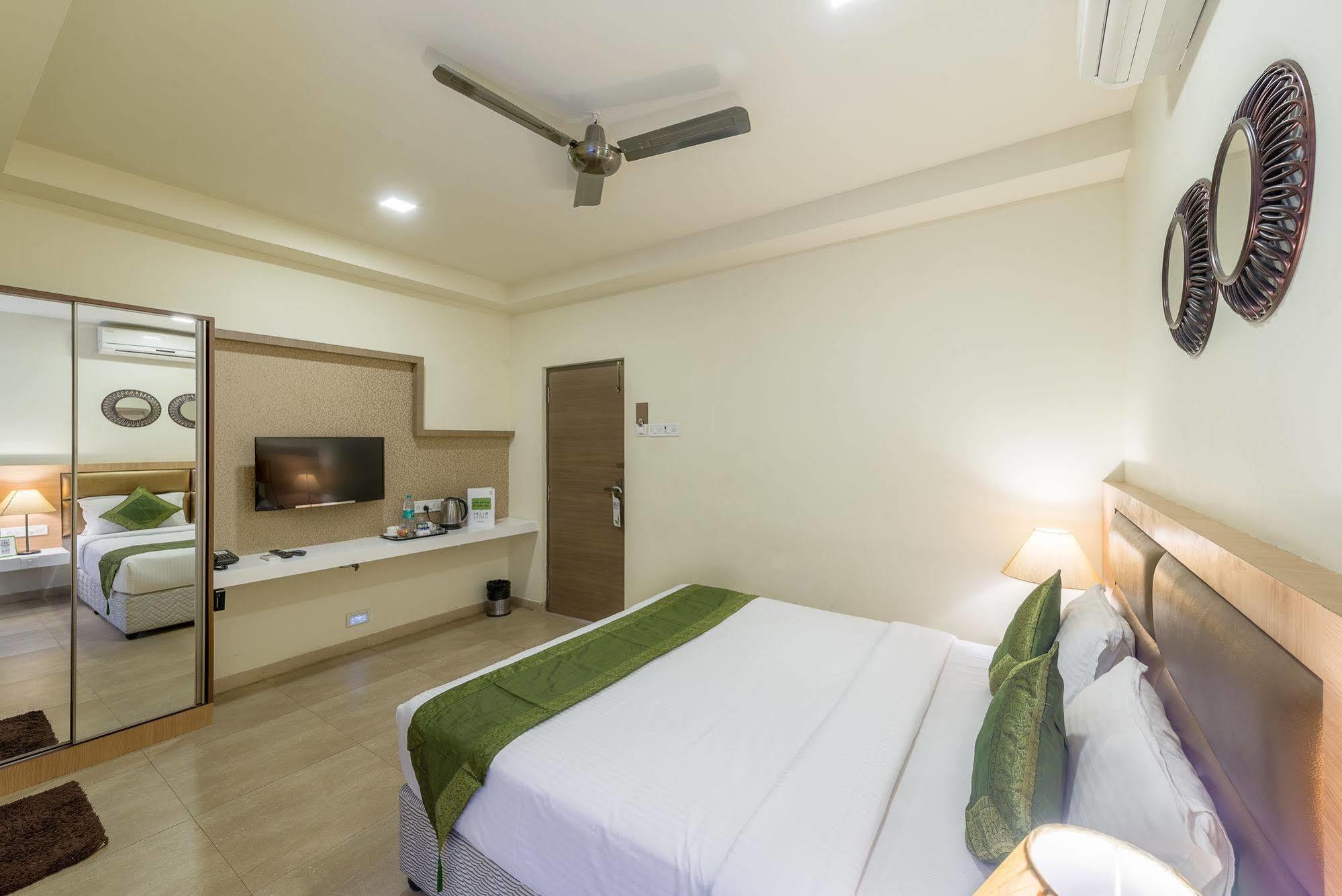 Hotel Treebo Nestlay Airport Alandur Chennai Exterior foto